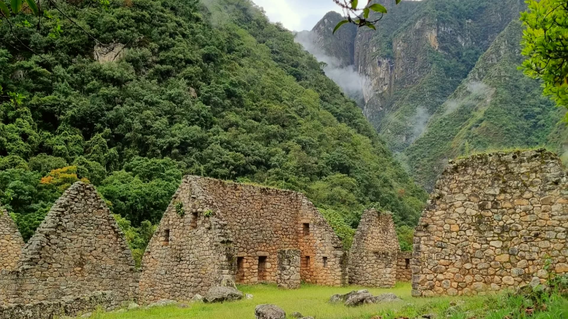 Archaeological ruins in the historic center of Machu Picchu, featuring ancient stone structures and terraces amidst stunning mountain scenery. Archaeological ruins in the historic center of Machu Picchu, featuring ancient stone structures and terraces amidst stunning mountain scenery.