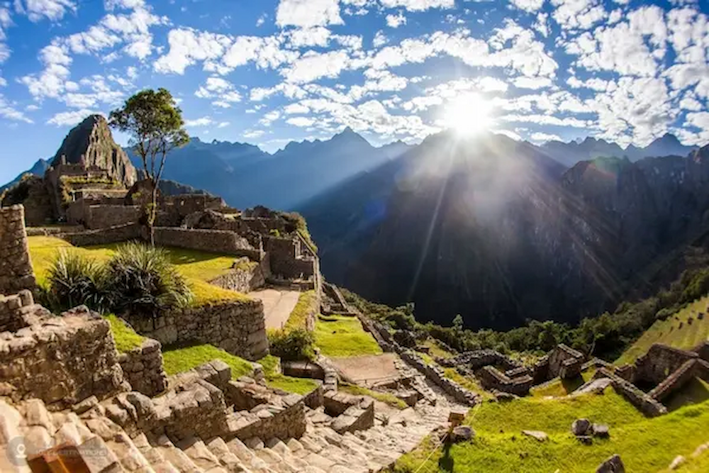 Inca calendar Solar alignments at Machu Picchu