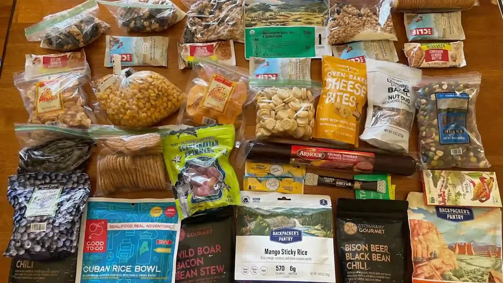 How to pack and store your hiking snacks How to pack and store your hiking snacks