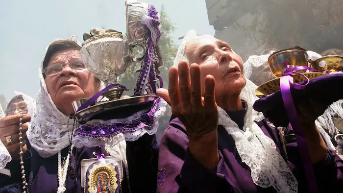 Señor de los Milagros Traditions and Customs