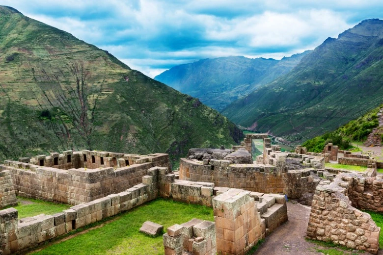 What Is the Weather in Peru in November Like?