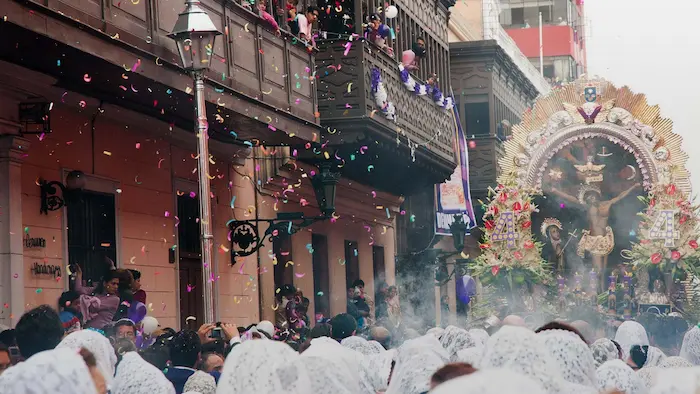 Where to Experience Señor de los Milagros in Lima