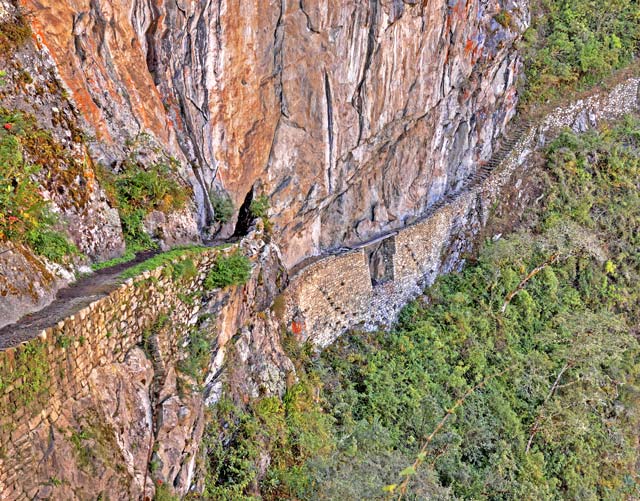 Inca Bridge - Machu Picchu Hiking Tours