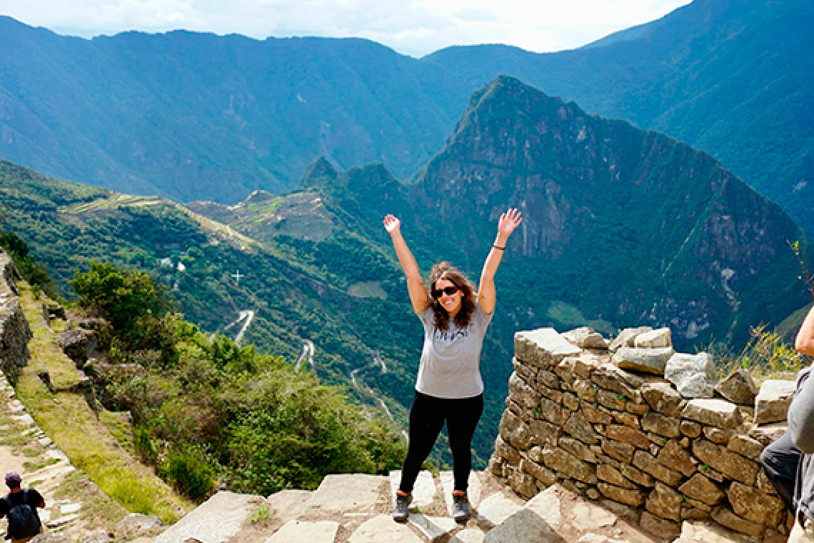 Arriving Machupicchu