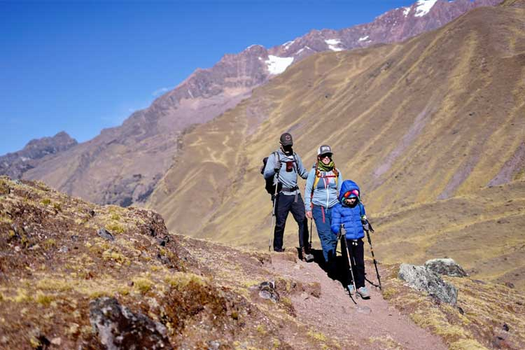 Kenko Tour Guides