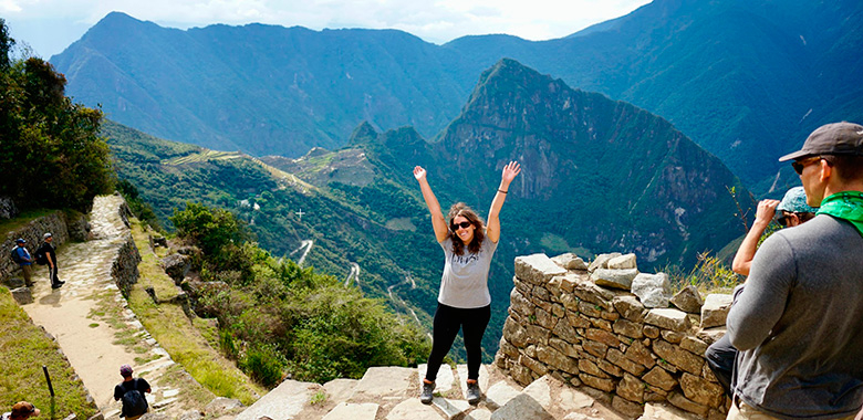 Arriving Machupicchu