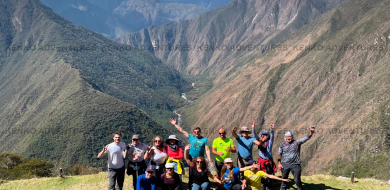 At the highest altitude, this unforgettable landscape is a classic on the Inca Trail